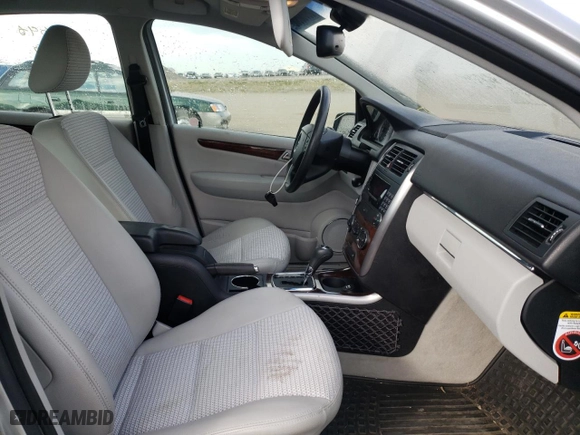 2006 Mercedes-Benz B-Class with VIN WDDFH33X86J040882, listed as a Copart auction lot 87832075 with 110,696 mi miles and Salvage Title. Bid and sale history available at carsss.com. Image 5.