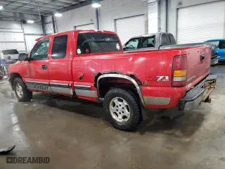 2001 Chevrolet Silverado 1500 LT with VIN 1GCEK19TX1E212461, listed as a Copart auction lot 45410455 with 228,556 mi miles and Clean Title. Bid and sale history available at carsss.com. Image 2.