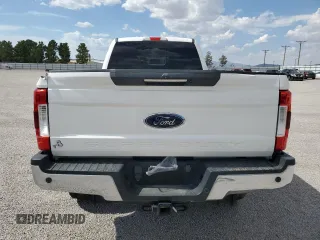 2019 Ford F-350 XL с VIN 1FT8W3BT3KED52392, выставлен на аукционе Copart как лот 62709074 с пробегом 126 670 миль миль и Списание • Salvage title. История ставок и продаж доступна на DreamBid. Изображение 6.