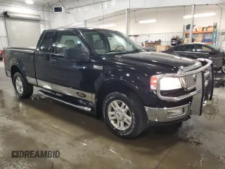 2004 Ford F-150 XLT with VIN 1FTPX14574NC04616, listed as a Copart auction lot 49127035 with 202,368 mi miles and Clean Title. Bid and sale history available at carsss.com. Image 4.