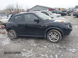 2011 Nissan Juke SL with VIN JN8AF5MV5BT018344, listed as a IAAI auction lot 41214454 with 153,110 mi miles. Bid and sale history available at carsss.com. Image 13.