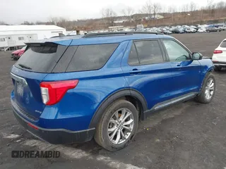 2021 Ford Explorer XLT with VIN 1FMSK8DH7MGA32857, listed as a IAAI auction lot 41877424 with 77,793 mi miles. Bid and sale history available at carsss.com. Image 4.