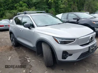 2023 Volvo XC40 Ultimate with VIN YV4ED3UM1P2058851, listed as a IAAI auction lot 42525409 with 11,626 mi miles and . Bid and sale history available at DreamBid. Image 1.