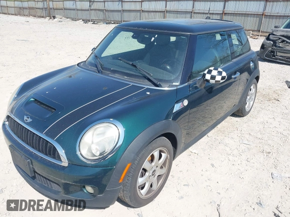 2010 MINI Hardtop S with VIN WMWMF7C59ATZ72404, listed as a IAAI auction lot 42070994 with 120,502 mi miles and . Bid and sale history available at DreamBid. Image 12.