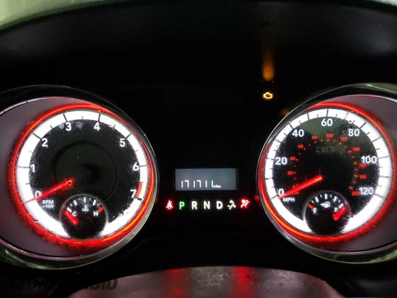 2014 Dodge Grand Caravan SE with VIN 2C4RDGBG2ER410875, listed as a Copart auction lot 44919925 with 171,711 mi miles and Salvage Title. Bid and sale history available at DreamBid. Image 9.