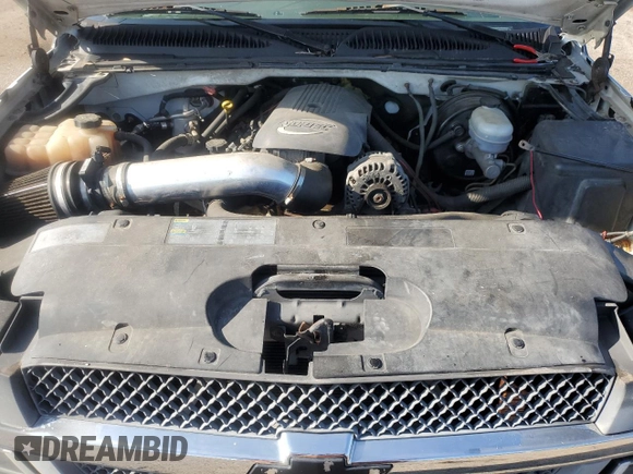 2005 Chevrolet Silverado 1500 LS z VIN 1GCEK19V45E151261, wystawiony jako Copart lot #61556275 z przebiegiem 329 943 mil mil oraz Czysty tytuł • Clean title. Historia ofert i sprzedaży dostępna na DreamBid. Obrazek 11.