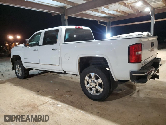 2018 GMC Sierra 2500HD SLT with VIN 1GT12TEY7JF279153, listed as a Copart auction lot 87697105 with 121,082 mi miles and Salvage Title. Bid and sale history available at carsss.com. Image 2.