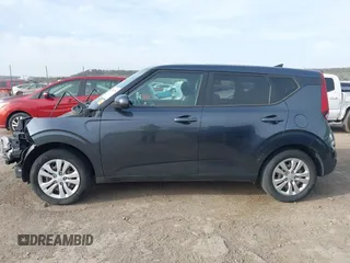 2020 Kia Soul LX with VIN KNDJ23AUXL7083367, listed as a IAAI auction lot 41805794 with 74,582 mi miles. Bid and sale history available at carsss.com. Image 15.