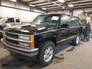 1996 Chevrolet Tahoe with VIN 1GNEK13R8TJ313125, listed as a IAAI auction lot 41361170 with 162,789 mi miles. Bid and sale history available at carsss.com. Image 17.