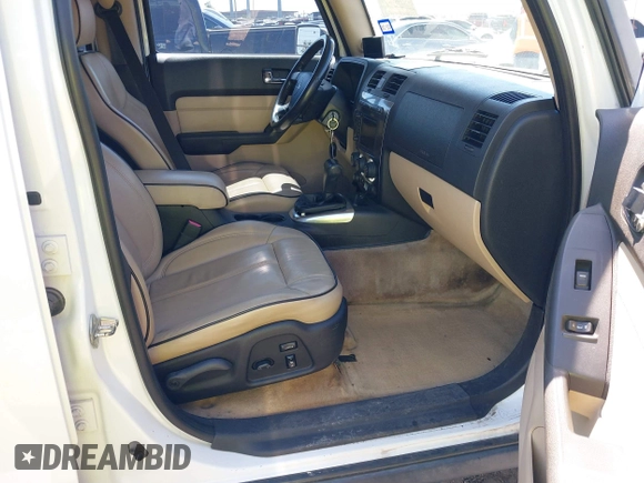 2007 Hummer H3 SUV с VIN 5GTDN13EX78245005, выставлен на аукционе IAAI как лот 42273124 с пробегом 181 234 миль миль и . История ставок и продаж доступна на DreamBid. Изображение 5.