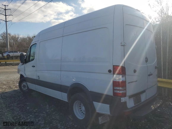 2017 Freightliner Sprinter Cargo Van with VIN WDYPF0CD1HP387242, listed as a Copart auction lot 84517624 with 232,062 mi miles and Salvage Title. Bid and sale history available at carsss.com. Image 2.