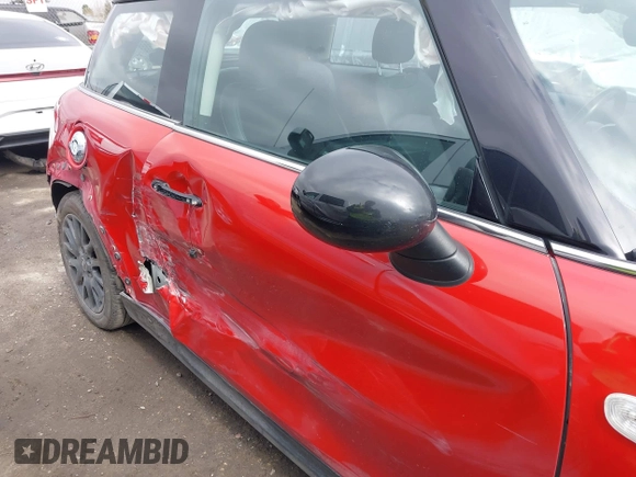 2014 MINI Hardtop S z VIN WMWXM7C51ET985947, wystawiony jako IAAI lot #41648463 z przebiegiem 99 152 mil mil oraz . Historia ofert i sprzedaży dostępna na DreamBid. Obrazek 18.