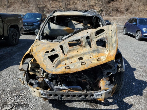 2014 Ford Escape Titanium with VIN 1FMCU9JX3EUD84238, listed as a Copart auction lot 50070285 with 0 mi miles and Salvage Title. Bid and sale history available at carsss.com. Image 5.