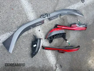 2023 Toyota Mirai XLE с VIN JTDAAAAA1PA009972, выставлен на аукционе IAAI как лот 42370902 с пробегом 17 370 миль миль и . История ставок и продаж доступна на DreamBid. Изображение 21.