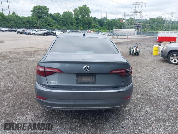 2020 Volkswagen Jetta S с VIN 3VWCB7BU5LM042971, выставлен на аукционе IAAI как лот 42534466 с пробегом 115 690 миль миль и . История ставок и продаж доступна на DreamBid. Изображение 16.