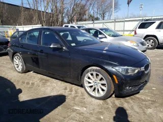 2018 BMW 3 Series 320i xDrive with VIN WBA8E5G58JNU47907, listed as a Copart auction lot 47214105 with 68,631 mi miles and Salvage Title. Bid and sale history available at carsss.com. Image 4.