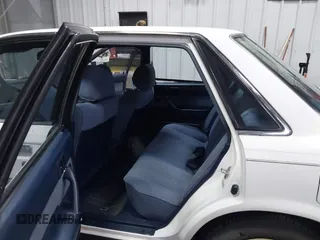 1990 Toyota Camry z VIN JT2SV21E5L3398379, wystawiony jako IAAI lot #41699413 z przebiegiem 100 136 mil mil oraz . Historia ofert i sprzedaży dostępna na DreamBid. Obrazek 8.