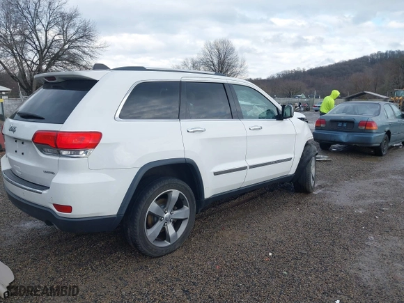 2015 Jeep Grand Cherokee Limited with VIN 1C4RJFBG3FC671803, listed as a IAAI auction lot 41224584 with 110,589 mi miles. Bid and sale history available at carsss.com. Image 4.