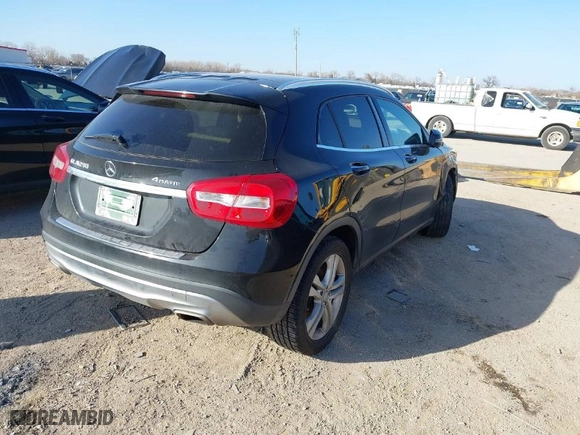 2016 Mercedes-Benz GLA with VIN WDCTG4GB5GJ197978, listed as a IAAI auction lot 41194006 with 178,671 mi miles. Bid and sale history available at carsss.com. Image 4.