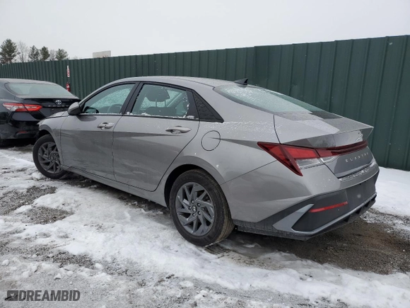 2024 Hyundai Elantra SEL with VIN KMHLM4DG1RU669993, listed as a Copart auction lot 85923124 with 18,322 mi miles and Salvage Title. Bid and sale history available at carsss.com. Image 2.