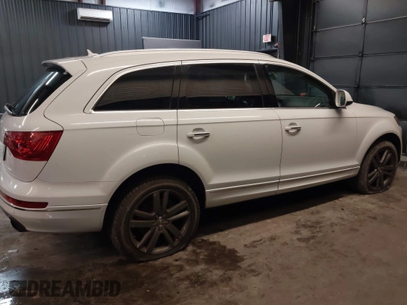 2013 Audi Q7 Premium Plus with VIN WA1LGAFE1DD009705, listed as a IAAI auction lot 41390712 with 99,649 mi miles and . Bid and sale history available at DreamBid. Image 4.