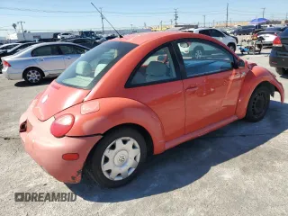 2003 Volkswagen New Beetle Coupe GL with VIN 3VWBK21C33M424794, listed as a Copart auction lot 46452125 with 115,649 mi miles and Salvage Title. Bid and sale history available at carsss.com. Image 3.