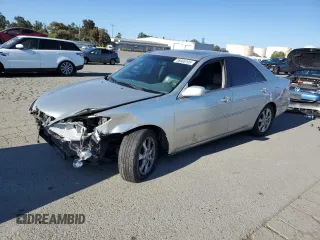 2006 Toyota Camry LE z VIN 4T1BF30K46U116549, wystawiony jako Copart lot #55606105 z przebiegiem 232 128 mil mil oraz Szkoda całkowita • Salvage title. Historia ofert i sprzedaży dostępna na DreamBid. Obrazek 1.