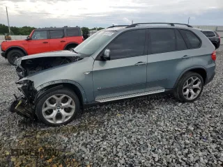 2008 BMW X5 4.8i z VIN 5UXFE83598L165541, wystawiony jako Copart lot #56416875 z przebiegiem 85 028 mil mil oraz Szkoda całkowita • Salvage title. Historia ofert i sprzedaży dostępna na DreamBid. Obrazek 1.