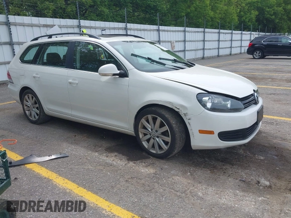 2014 Volkswagen Jetta TDI w/Sunroof с VIN 3VWPL7AJ0EM604381, выставлен на аукционе IAAI как лот 42362066 с пробегом 159 274 миль миль и . История ставок и продаж доступна на DreamBid. Изображение 1.
