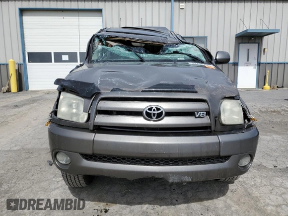 2005 Toyota Tundra Limited z VIN 5TBDT48145S500608, wystawiony jako Copart lot #49736795 z przebiegiem 165 640 mil mil oraz Szkoda całkowita • Salvage title. Historia ofert i sprzedaży dostępna na DreamBid. Obrazek 5.