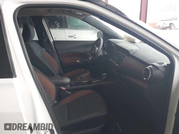 2024 Nissan Kicks SR with VIN 3N1CP5DV7RL477815, listed as a IAAI auction lot 41711502 with 17,198 mi miles and . Bid and sale history available at DreamBid. Image 5.