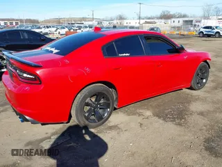 2016 Dodge Charger SXT with VIN 2C3CDXHG2GH350848, listed as a IAAI auction lot 41811927 with 98,016 mi miles and . Bid and sale history available at carsss.com. Image 4.