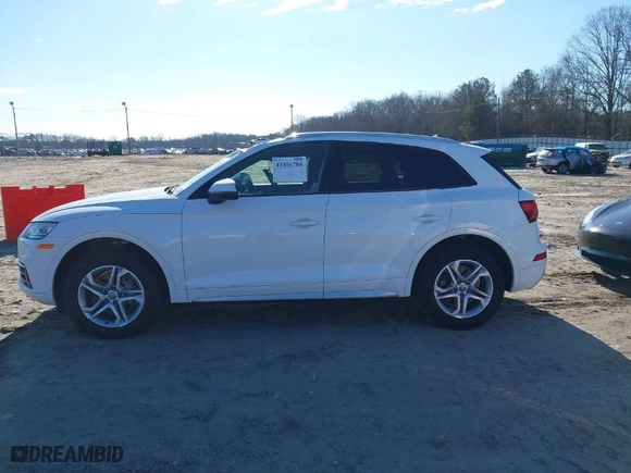 2018 Audi Q5 Premium with VIN WA1ANAFY4J2212232, listed as a IAAI auction lot 41416784 with 96,801 mi miles. Bid and sale history available at carsss.com. Image 14.