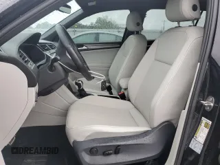 2022 Volkswagen Tiguan SE R-Line Black with VIN 3VVCB7AX9NM054396, listed as a Copart auction lot 52229505 with 30,231 mi miles and Non repairable. Bid and sale history available at DreamBid. Image 7.