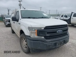 2020 Ford F-150 XL z VIN 1FTEX1C52LFA73368, wystawiony jako IAAI lot #41674867 z przebiegiem 170 542 mil mil oraz . Historia ofert i sprzedaży dostępna na DreamBid. Obrazek 6.