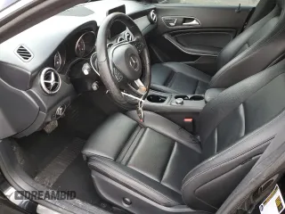 2019 Mercedes-Benz CLA 250 with VIN WDDSJ4GBXKN699587, listed as a Copart auction lot 37837343 with 70,283 mi miles and . Bid and sale history available at DreamBid. Image 7.