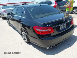 2010 Mercedes-Benz E 63 AMG with VIN WDDHF7HB6AA119107, listed as a IAAI auction lot 42517085 with 113,539 mi miles and . Bid and sale history available at DreamBid. Image 3.