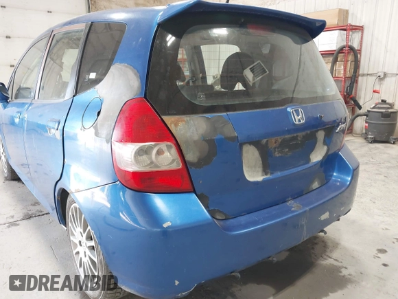 2007 Honda Fit Sport with VIN JHMGD37637S009481, listed as a IAAI auction lot 42519956 with 127,066 mi miles and . Bid and sale history available at DreamBid. Image 6.