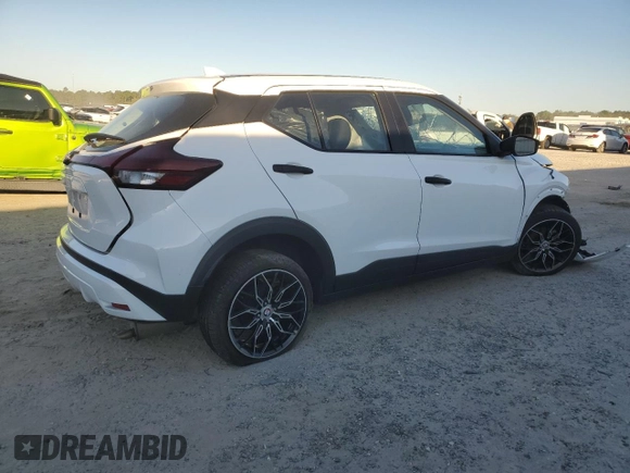 2022 Nissan Kicks S z VIN 3N1CP5BV1NL490430, wystawiony jako Copart lot #84976804 z przebiegiem Nie podano mil oraz Nie do naprawy • Non repairable. Historia ofert i sprzedaży dostępna na DreamBid. Obrazek 3.