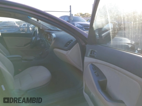 2013 Kia Optima LX with VIN 5XXGM4A71DG124725, listed as a IAAI auction lot 42041768 with 184,181 mi miles and . Bid and sale history available at carsss.com. Image 5.