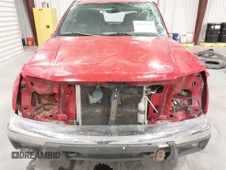 2005 Chevrolet Colorado 1SF LS Z71 with VIN 1GCDT136458224587, listed as a IAAI auction lot 42085184 with 225,359 mi miles. Bid and sale history available at carsss.com. Image 13.
