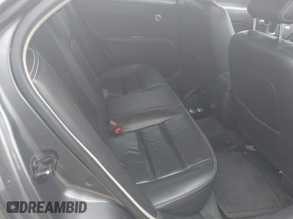 2011 Ford Fusion SEL with VIN 3FAHP0JG2BR232778, listed as a IAAI auction lot 42088562 with 186,584 mi miles. Bid and sale history available at carsss.com. Image 8.
