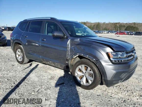 2018 Volkswagen Atlas Launch Edition z VIN 1V2BR2CA7JC503392, wystawiony jako Copart lot #49380255 z przebiegiem 156 340 mil mil oraz Szkoda całkowita • Salvage title. Historia ofert i sprzedaży dostępna na DreamBid. Obrazek 4.