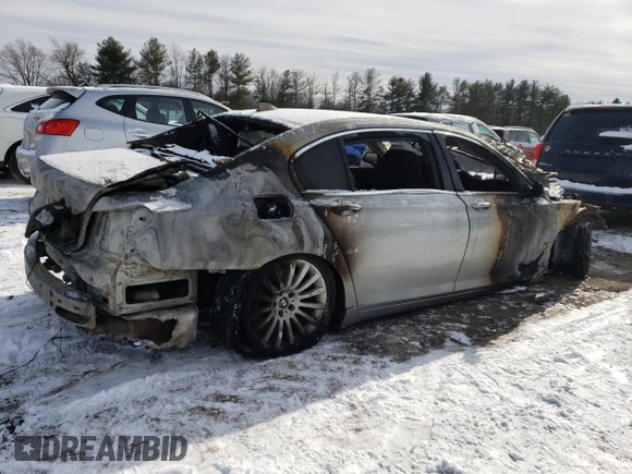2011 BMW 7 Series 750Li xDrive with VIN WBAKC8C55BC432555, listed as a Copart auction lot 41784645 with 0 mi miles and Salvage Title. Bid and sale history available at carsss.com. Image 3.