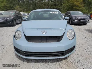 2012 Volkswagen Beetle 2.5L with VIN 3VWJX7AT3CM638565, listed as a Copart auction lot 51822625 with 214,341 mi miles and Salvage Title. Bid and sale history available at carsss.com. Image 5.