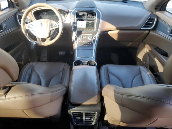 2018 Lincoln MKX Reserve z VIN 2LMPJ8LR4JBL36447, wystawiony jako Copart lot #76539584 z przebiegiem 104 015 mil mil oraz Nie do naprawy • Non repairable. Historia ofert i sprzedaży dostępna na DreamBid. Obrazek 8.