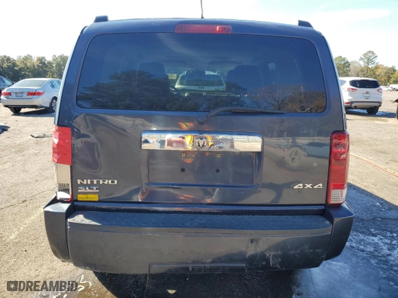 2008 Dodge Nitro SLT with VIN 1D8GU58K68W151375, listed as a Copart auction lot 89406455 with 231,059 mi miles and Salvage Title. Bid and sale history available at carsss.com. Image 6.