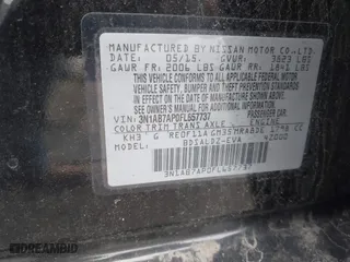 2015 Nissan Sentra SV with VIN 3N1AB7AP0FL657737, listed as a IAAI auction lot 41886658 with 123,994 mi miles. Bid and sale history available at carsss.com. Image 9.