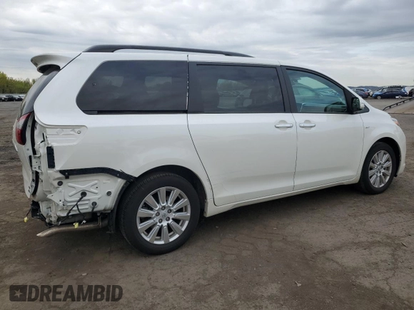 2017 Toyota Sienna XLE z VIN 5TDDZ3DC3HS167023, wystawiony jako Copart lot #53634675 z przebiegiem 12 003 mil mil oraz Szkoda całkowita • Salvage title. Historia ofert i sprzedaży dostępna na DreamBid. Obrazek 3.