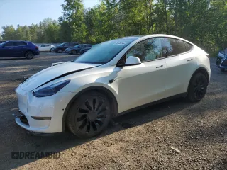 2022 Tesla Model Y Performance z VIN 7SAYGDEF3NF516349, wystawiony jako Copart lot #63759245 z przebiegiem Nie podano mil oraz Szkoda całkowita • Salvage title. Historia ofert i sprzedaży dostępna na DreamBid. Obrazek 1.